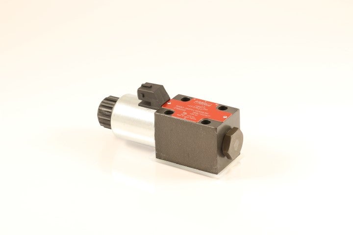 Directional valve NG6 lock 24V